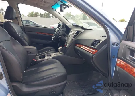 2011 Subaru Outback 2.5I Limited z USA, uszkodzony, nr VIN 4S4BRCKC4B3393375